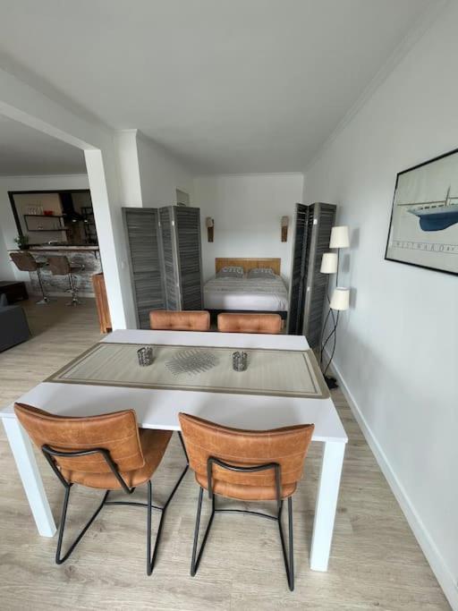 Bel Appartement Spacieux Et Lumineux Sur Le Port La Baule エクステリア 写真