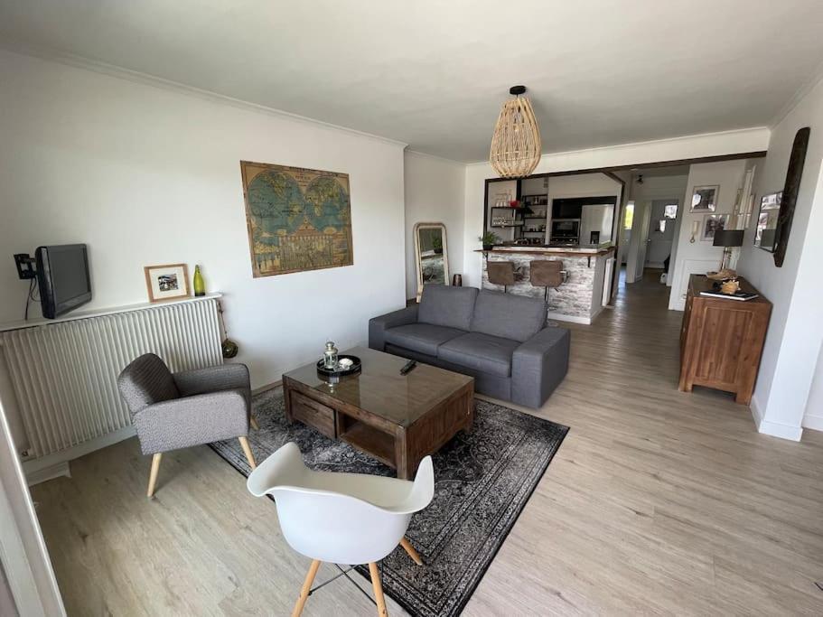 Bel Appartement Spacieux Et Lumineux Sur Le Port La Baule エクステリア 写真